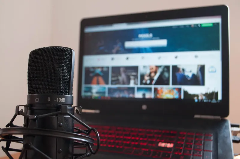 No Studio, No Problem: How Bedroom Producers Broke the Definition of 'Good Sound'