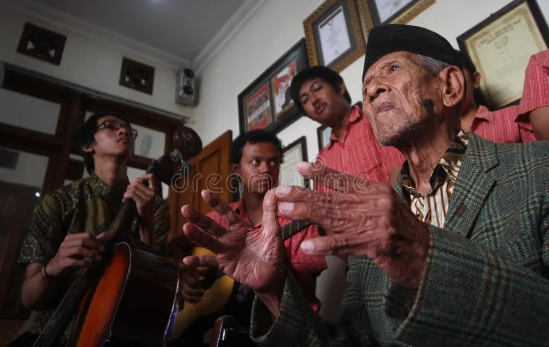 Ukuleles, Violins, and Colonial Ghosts: Why Gen Z Can't Stop Streaming Keroncong